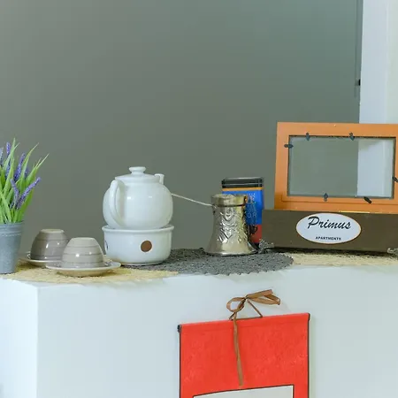 Primus Apartment *
